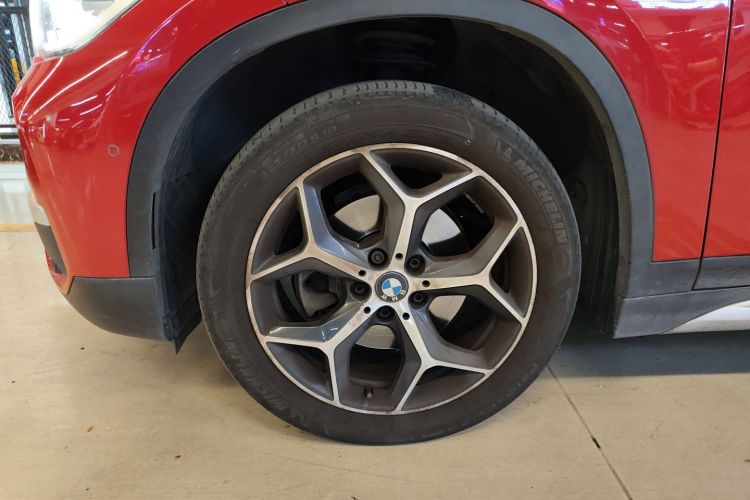 宝马X1 2016款 sDrive18Li 豪华型车身外观6001