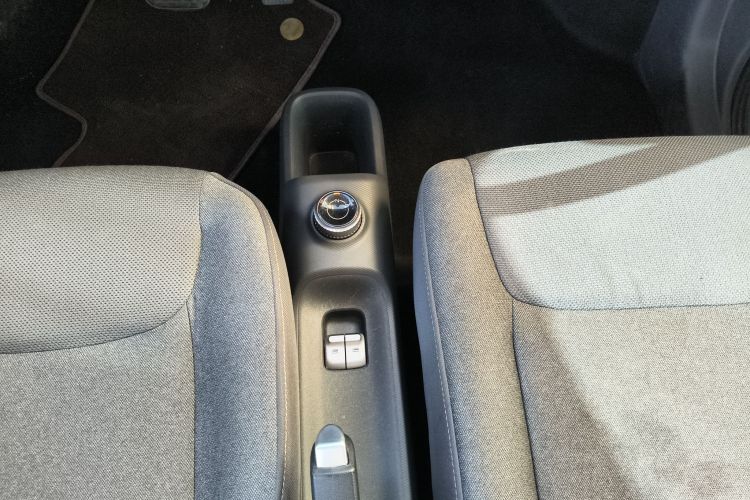 五菱汽车 五菱之光新能源 2025款 201km 舒适型局部细节18