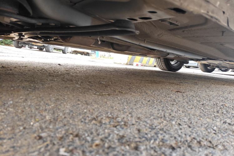 福特 福睿斯 2021款 1.5L 自动钻石版局部细节9004