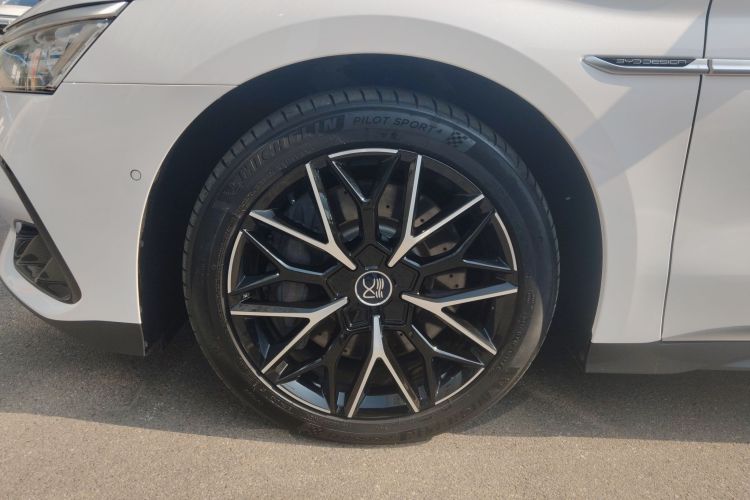 比亚迪 汉 2022款 DM-p 202KM 四驱旗舰型车身外观6007