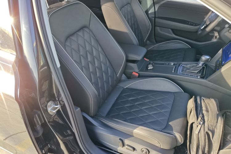 大众 迈腾GTE插电混动 2020款 GTE 豪华型局部细节41