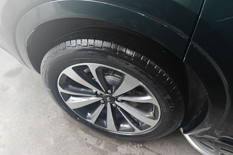 理想汽车 理想ONE 2021款 增程6座版车身外观6002