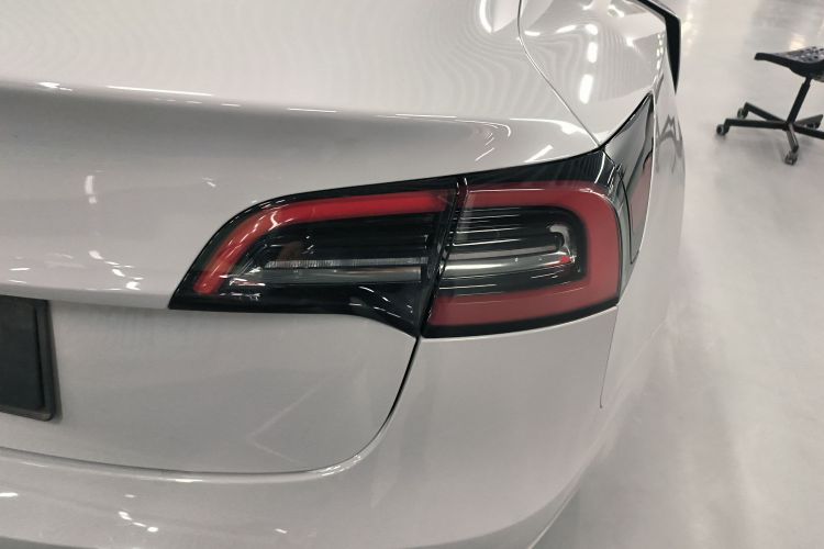 特斯拉 Model 3 2022款 后轮驱动版车身外观6006