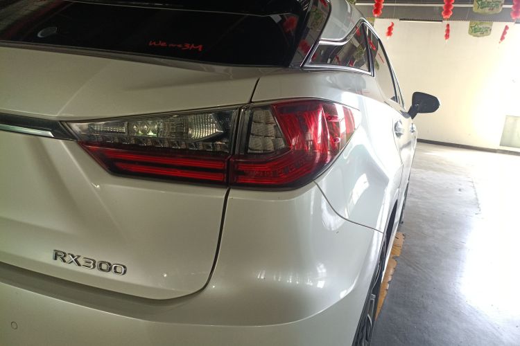 雷克萨斯RX 2016款 300 四驱典雅版 国V车身外观6006