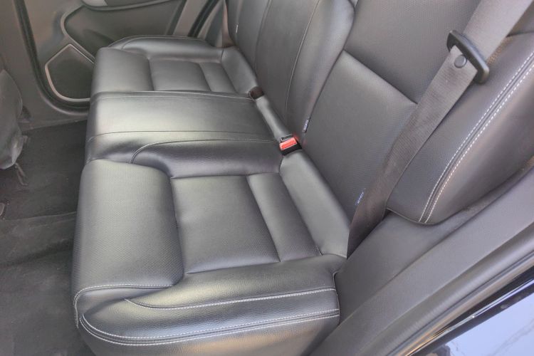 吉利汽车 远景X6 2016款 1.8L 手动豪华型中控内饰21