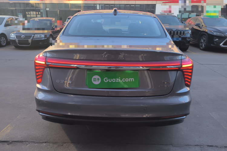 红旗H5 PHEV 2025款 170 超混版车身外观6