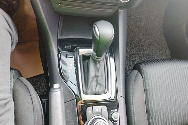 马自达3 昂克赛拉 2016款 三厢 1.5L 自动豪华型中控内饰18