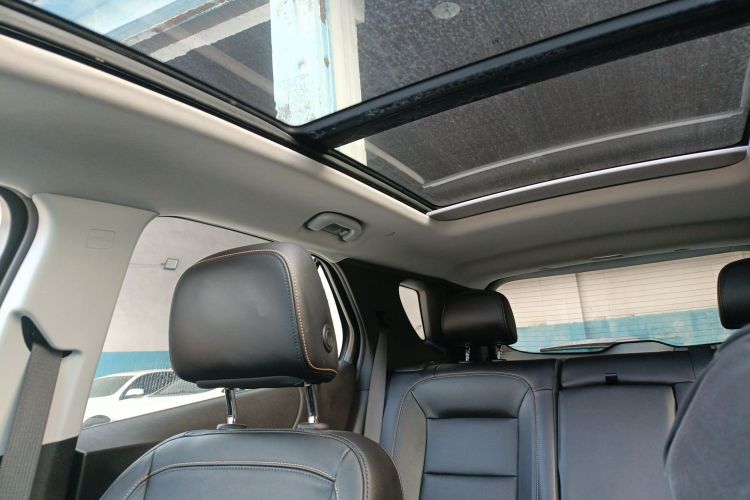 雪佛兰 探界者 2018款 RS 550T 自动四驱捍界版中控内饰22