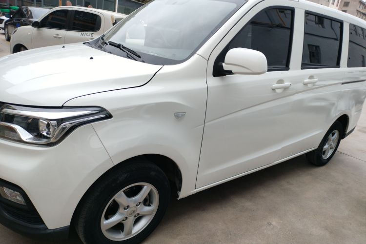 长安凯程 2021款 1.5L欧诺S智享版双蒸空调客车JL473QG车身外观4