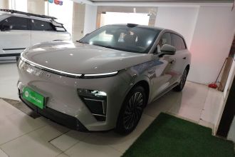 星途 星纪元 ET 2024款 增程 240 Ultra四驱