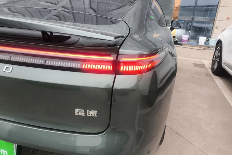 星途 星纪元 ES 2025款 纯电 Ultra旗舰 100kWh车身外观9