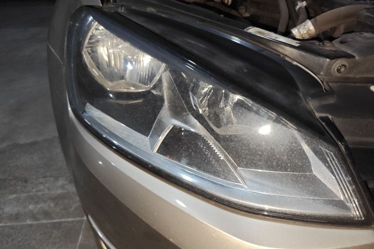 大众 高尔夫 2015款 1.4TSI 自动舒适型车身外观6006