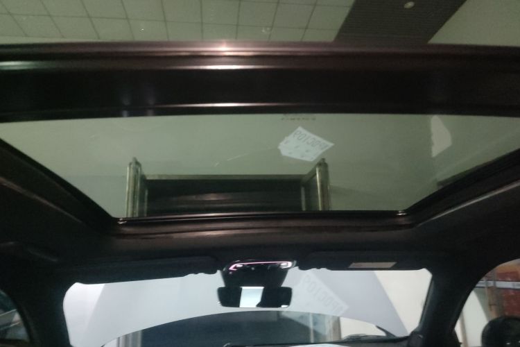 领克01 EM-P 2023款 1.5TD EM-P PM中控内饰22