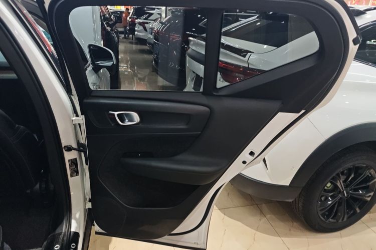 沃尔沃XC40 2020款 T4 四驱智远豪华版中控内饰45