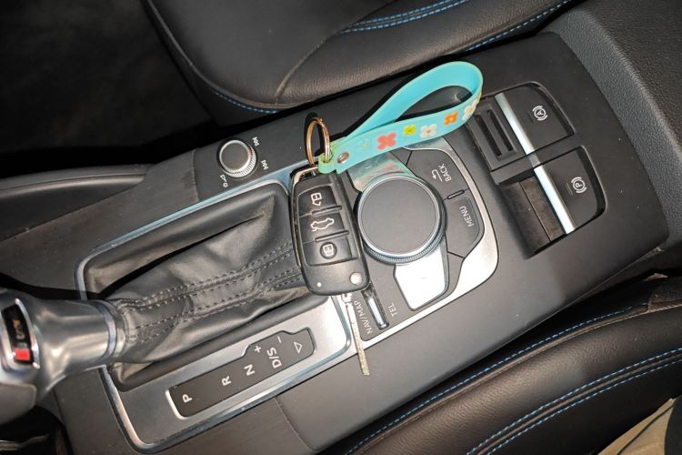 奥迪A3 2020款 Sportback 35 TFSI 时尚型 国VI中控内饰11