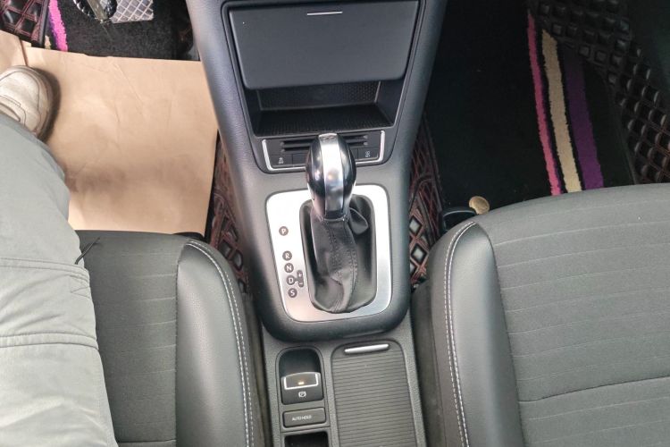 大众 途观 2017款 300TSI 自动两驱丝绸之路风尚版中控内饰18