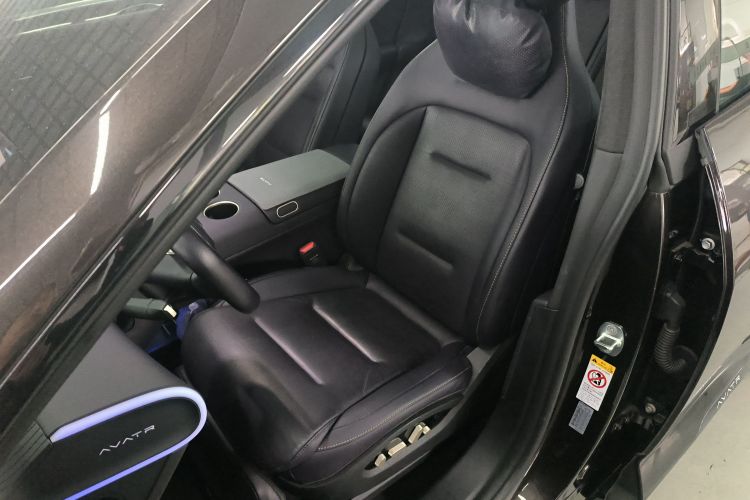 阿维塔07 2024款 Max增程版中控内饰19