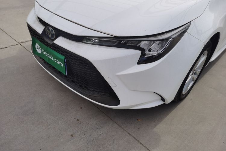 丰田 雷凌 2022款 双擎 1.8H E-CVT领先版局部细节36