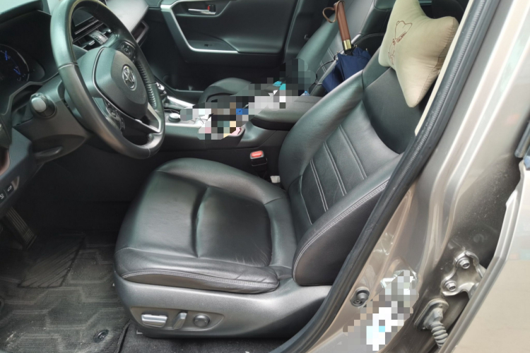 丰田 RAV4荣放 2020款 双擎 2.5L E-CVT四驱旗舰版中控内饰19