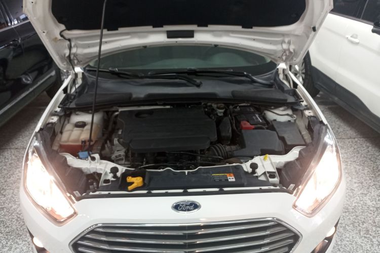 福特 福睿斯 2015款 1.5L 自动舒适型局部细节24