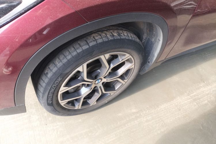 宝马X1 2021款 sDrive25Li 领先型车身外观6003