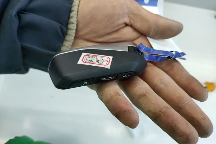 宝马iX1 2023款 eDrive25L X设计套装中控内饰11