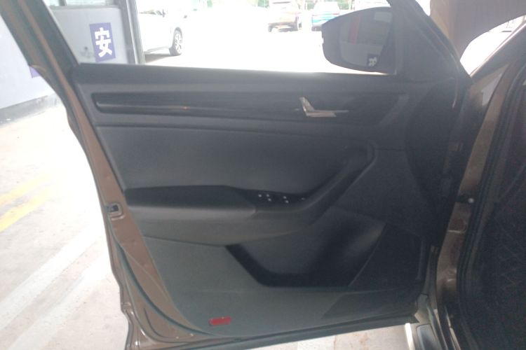 斯柯达 柯迪亚克 2018款 TSI330 7座两驱豪华优享版中控内饰7007