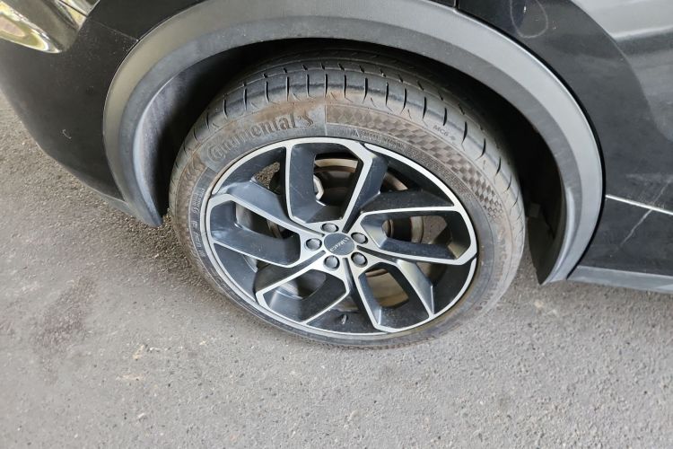 领克05 2022款 2.0TD 两驱耀Halo车身外观56