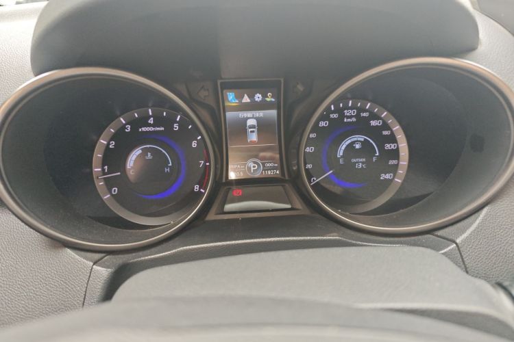 长安CS75 2016款 1.8T 自动尊贵型 国V中控内饰15