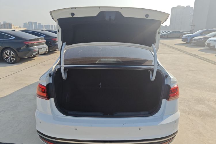 大众 宝来 2023款 200TSI DSG智行PRO版机舱底盘23