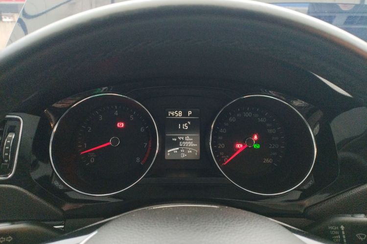 大众 速腾 2018款 1.6L 自动舒适型局部细节14