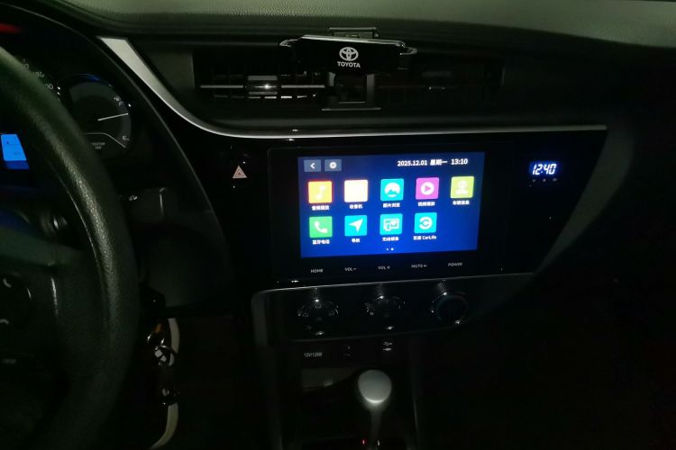 丰田 雷凌 2017款 改款 185T CVT精英版 国V中控内饰16