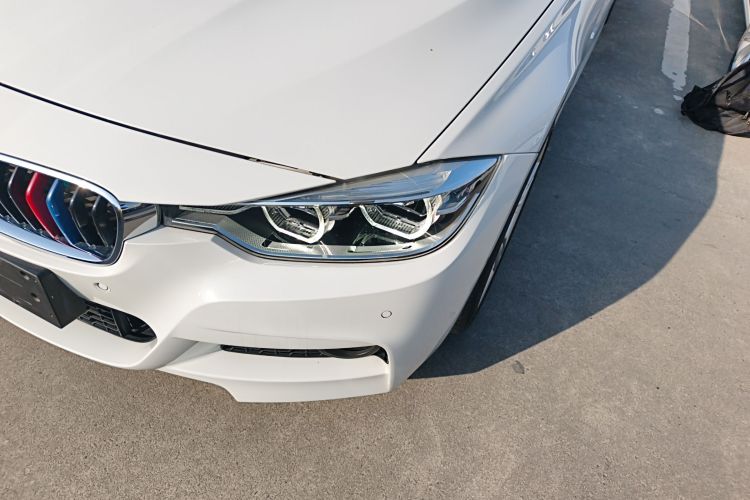 宝马3系 2019款 320Li M运动套装局部细节36