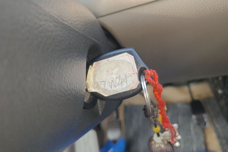 五菱汽车 五菱荣光 2011款 1.2L标准型中控内饰11