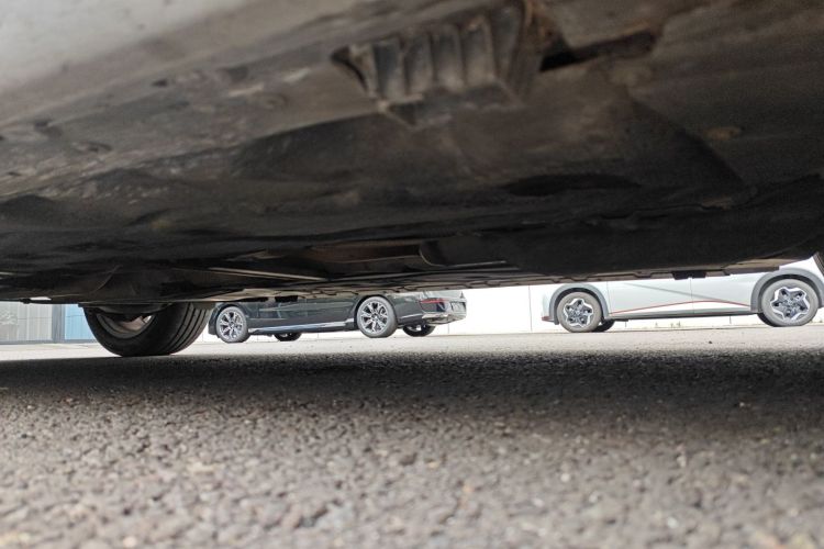 宝马X1 2021款 sDrive20Li 尊享型局部细节9001