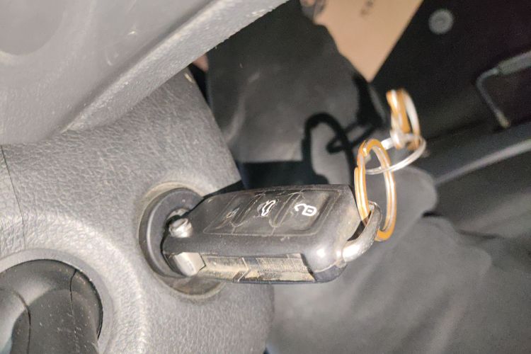 大众 朗逸 2015款 1.6L 手动风尚版中控内饰11