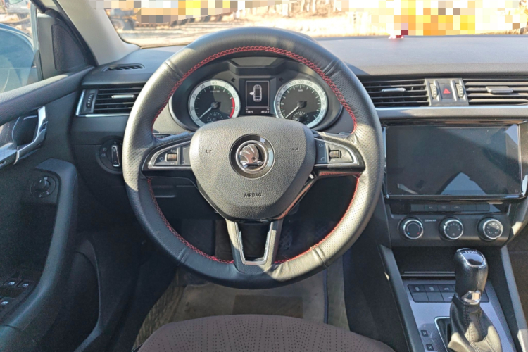 斯柯达 明锐 2019款 旅行车 TSI280 DSG豪华版 国VI中控内饰13