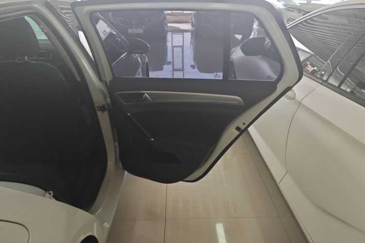 大众 高尔夫 2019款 280TSI DSG舒适型 国VI中控内饰7006