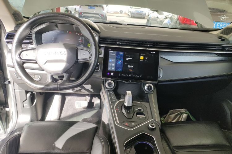 领克05 2020款 2.0TD 两驱耀Plus中控内饰7002