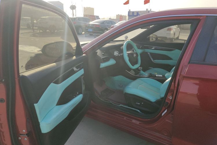 东风风神 奕炫 2020款 230T 自动炫目曜夜骑士版中控内饰7003