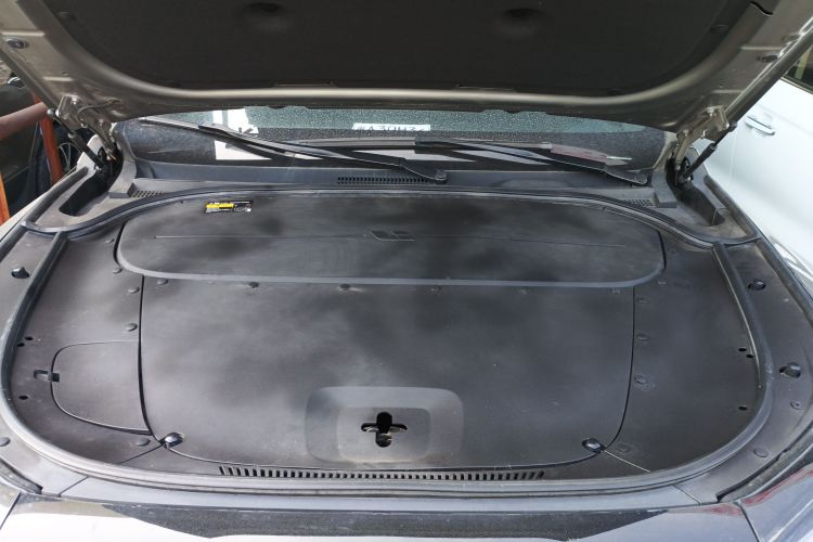 理想汽车 理想ONE 2020款 增程6座版局部细节24