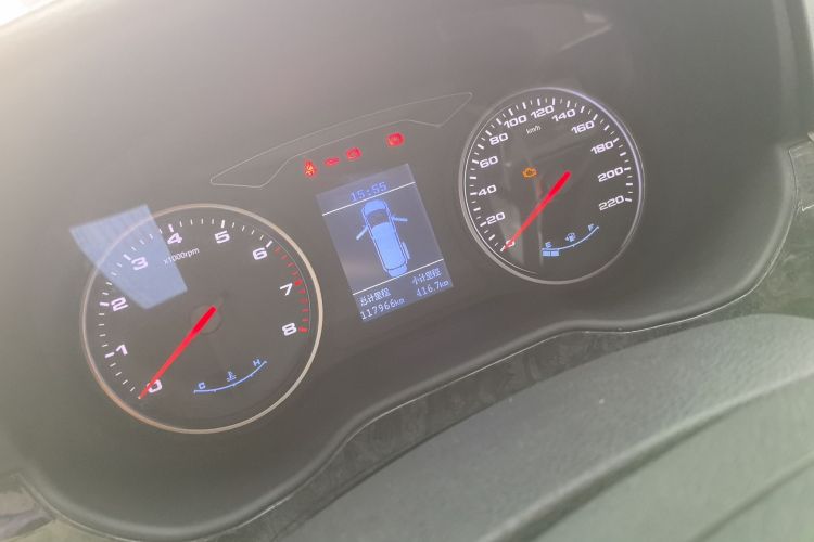 江淮瑞风 瑞风M4 2016款 2.0L 手动豪华型局部细节14