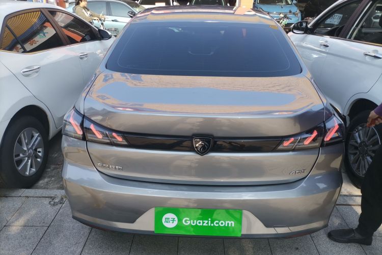 标致408 2022款 1.6T 进取版车身外观6