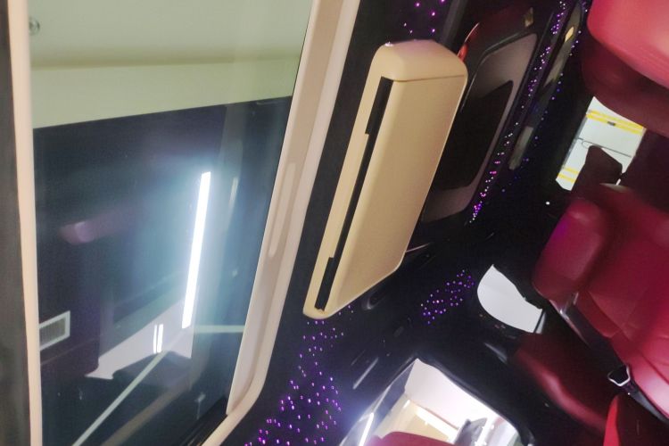 别克GL8 2022款 ES陆尊 653T 舒适型中控内饰22