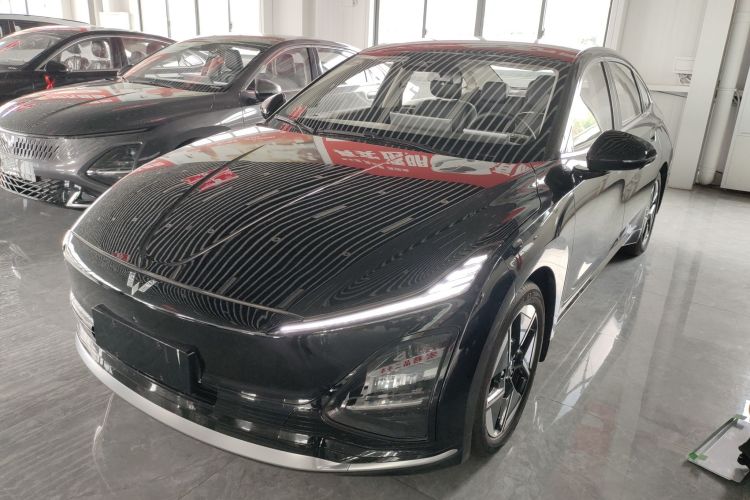 五菱汽车 五菱星光 2024款 共创版 510 进阶型车身外观1