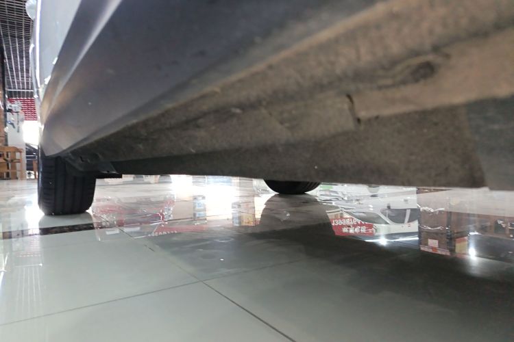 奥迪Q5 2016款 40 TFSI 技术型局部细节9001