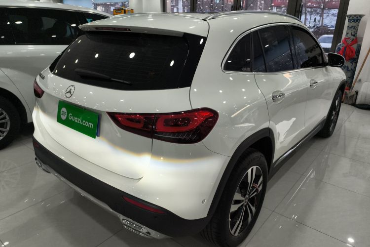 奔驰GLA 2023款 GLA 220车身外观7