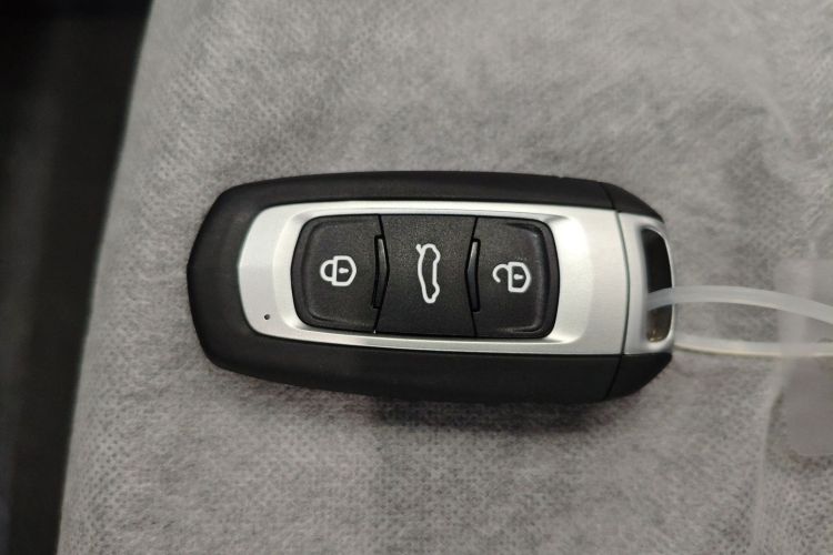 吉利银河 2024款 熊猫mini 200km 耐力熊中控内饰11