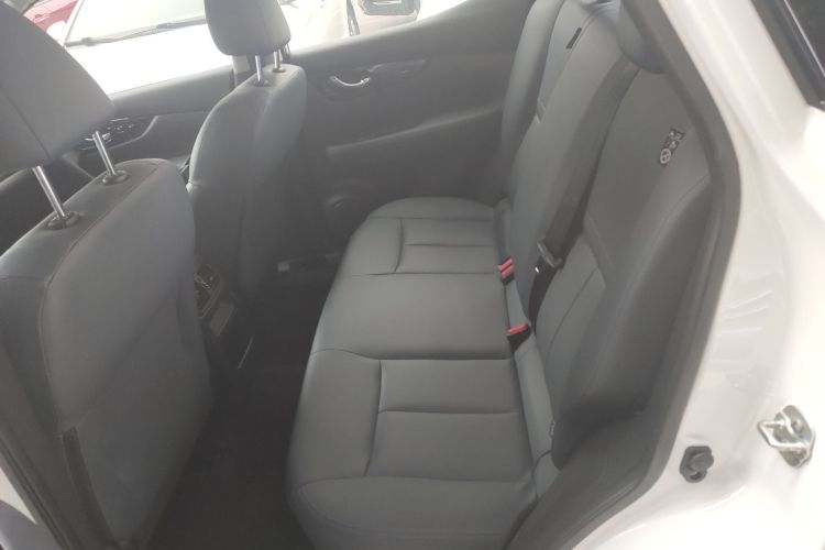 日产 逍客 2025款 荣誉 2.0L CVT XV真心版中控内饰7004