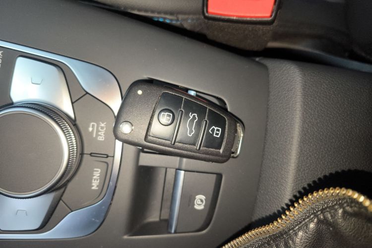 奥迪A3 2020款 Limousine 35 TFSI 时尚型 国VI中控内饰11